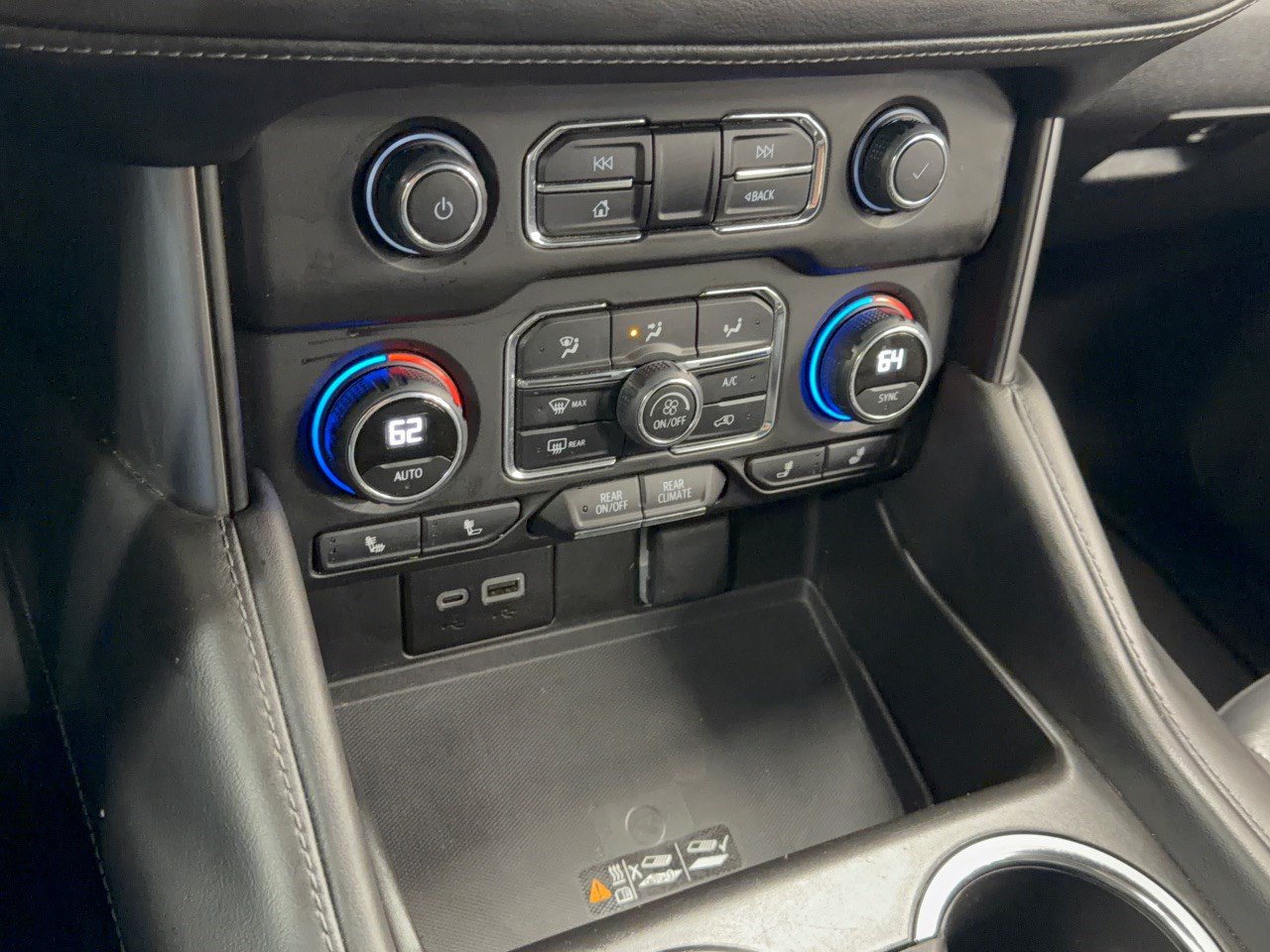 Used 2024 Chevrolet Tahoe LT AWD/4WD image 22