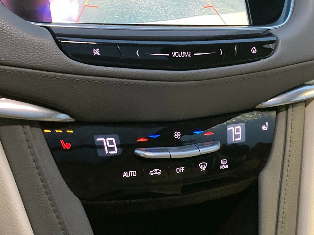 Used 2017 Cadillac XT5 Luxury w/ Driver Awareness Package image 24