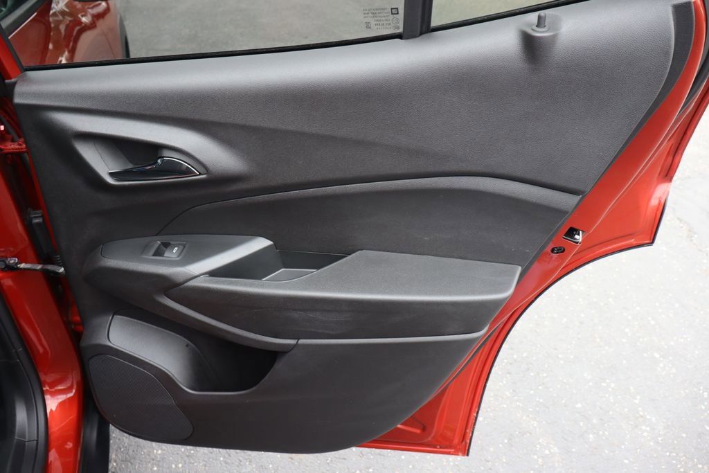 Used 2024 Chevrolet Trax RS w/ Sunroof Package image 28