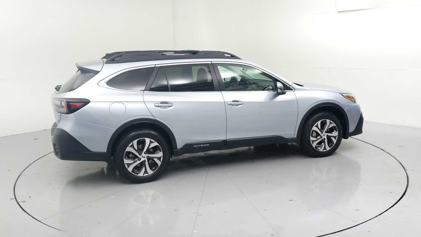 Certified 2022 Subaru Outback Limited XT w/ Popular Package #2 image 11