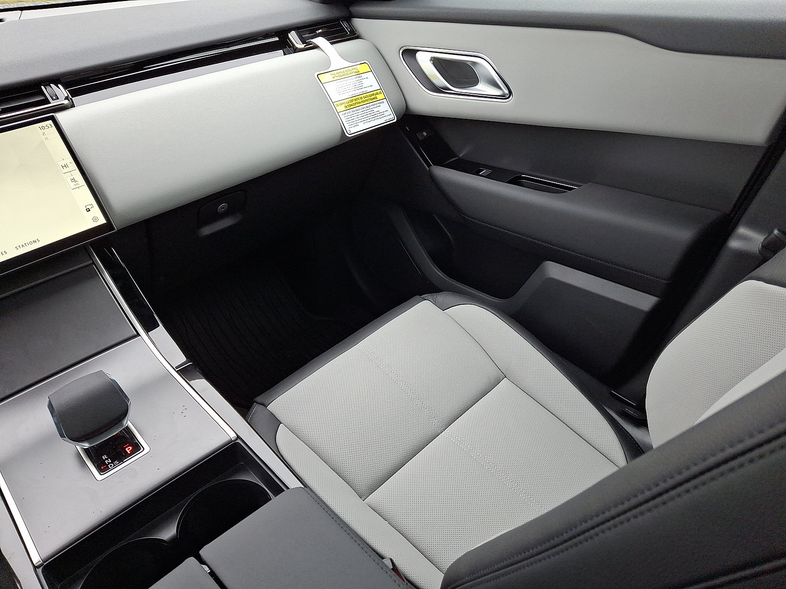 New 2026 Land Rover Range Rover Velar S image 14