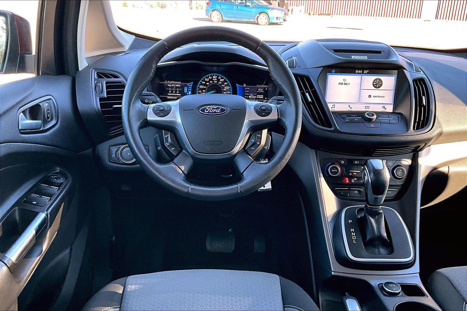 Used 2017 Ford C-MAX Energi SE w/ Equipment Group 401A image 5