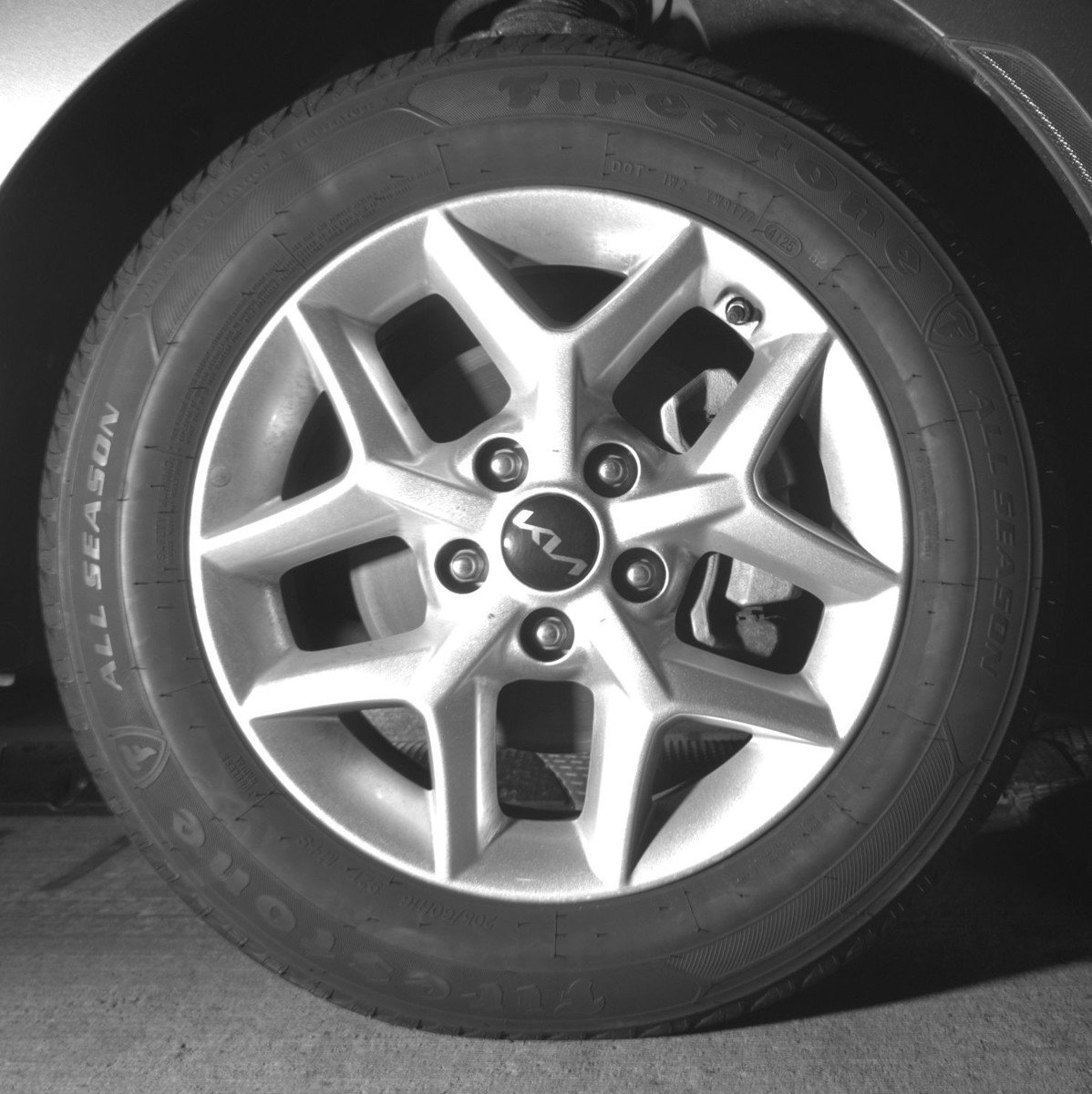 Used 2025 Kia Soul LX w/ LX Technology Package FWD image 13