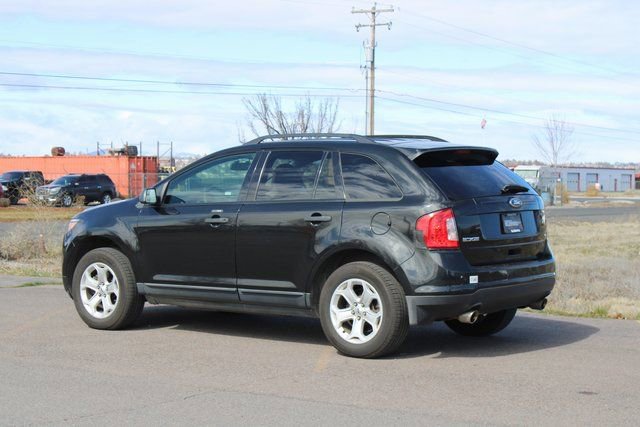 Used 2013 Ford Edge SE image 3