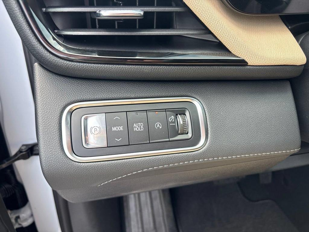 New 2026 Buick Enclave Preferred FWD image 17