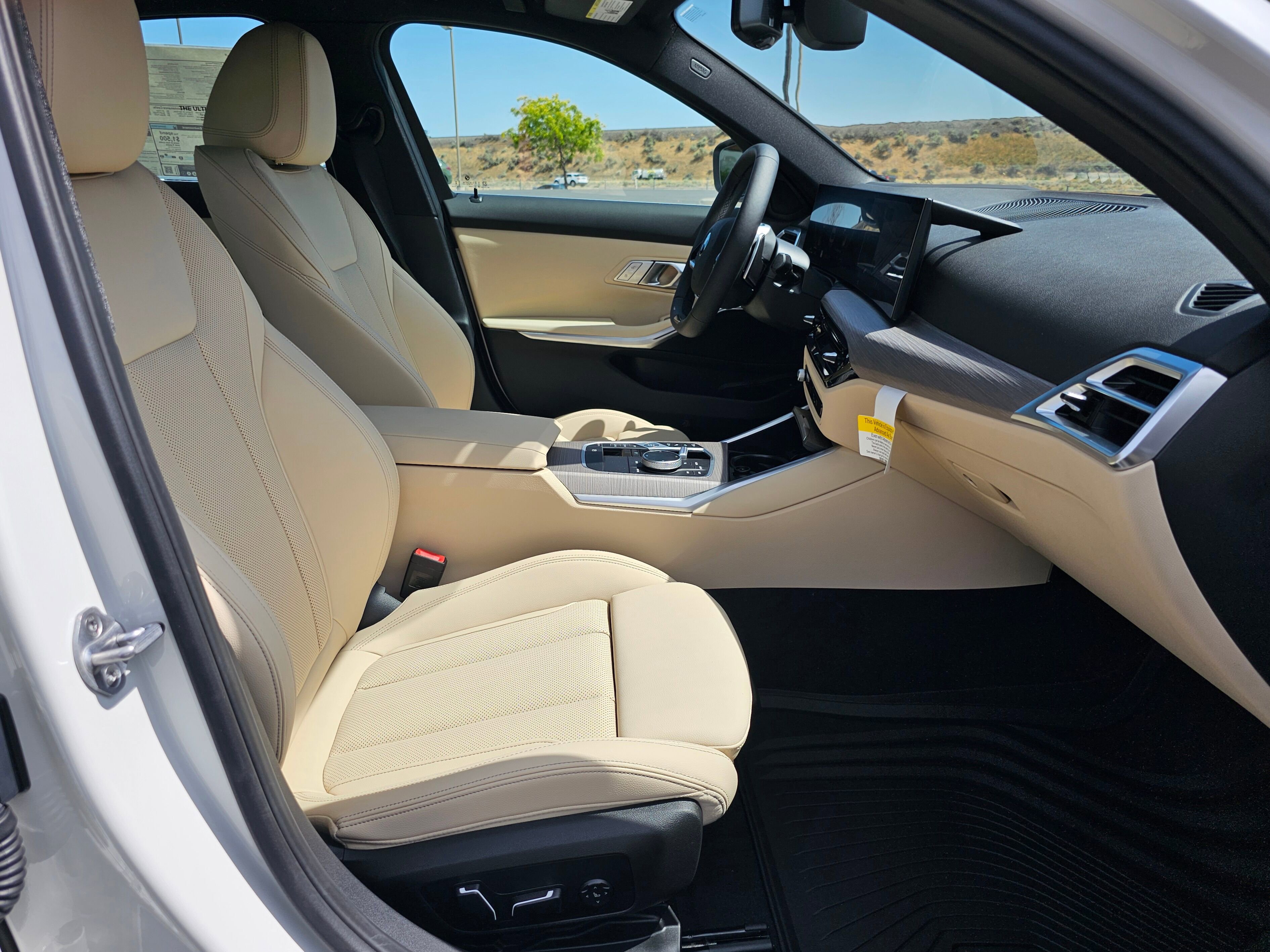 New 2025 BMW 330i xDrive Sedan w/ Premium Package image 15