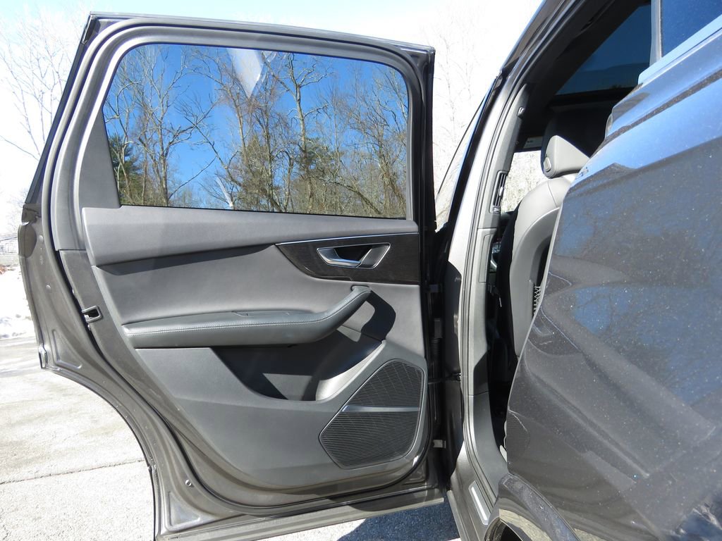 Used 2020 Audi Q7 3.0T Premium w/ Convenience Package image 20