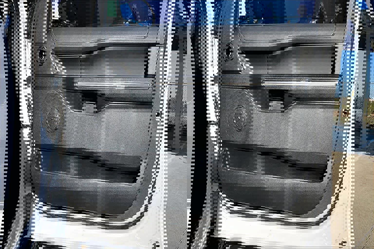 Used 2024 Ford Expedition Max XLT image 22