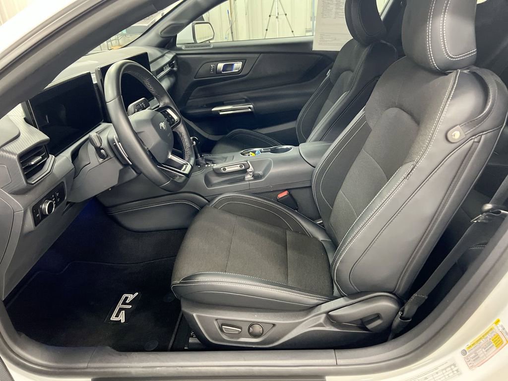 Used 2024 Ford Mustang GT w/ GT Performance Package image 19