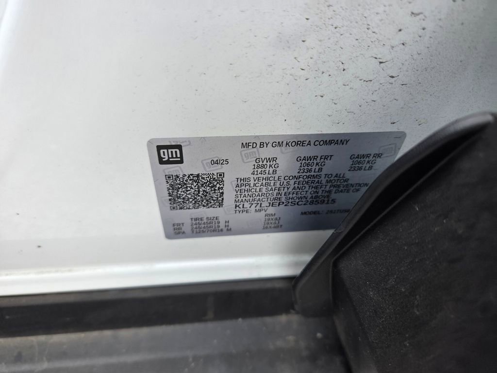 Certified 2025 Chevrolet Trax RS w/ Driver Confidence Package image 21