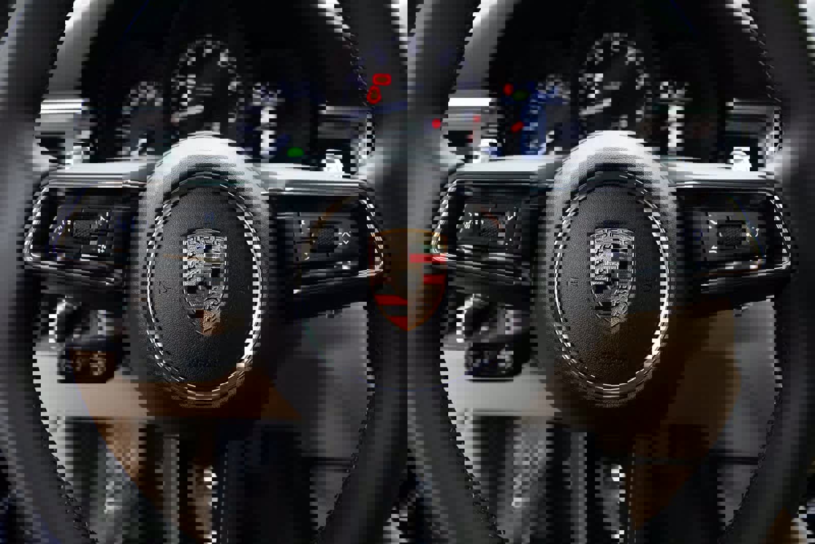 Certified 2025 Porsche Macan image 14