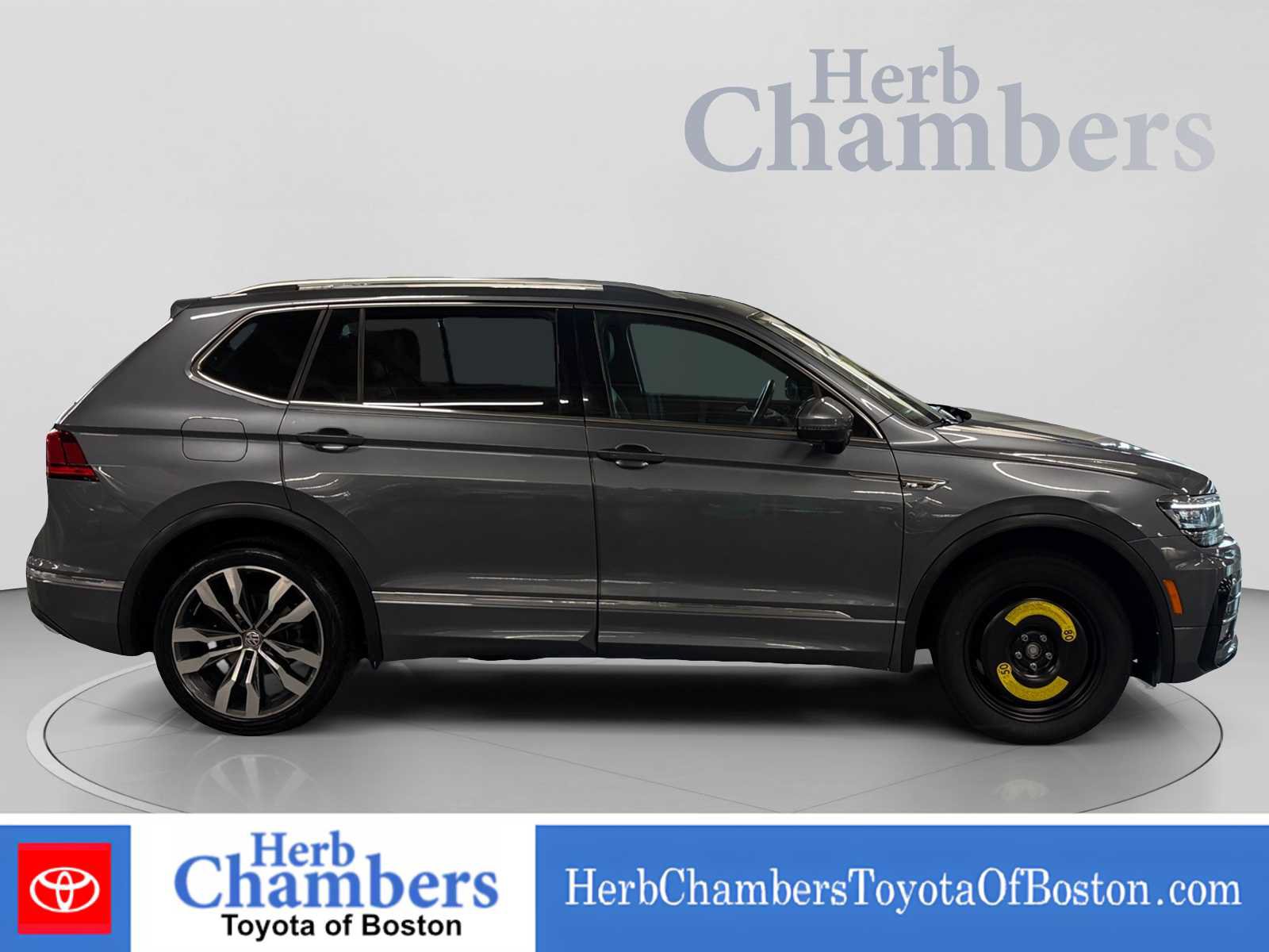 Used 2021 Volkswagen Tiguan SEL Premium R-Line AWD/4WD image 11