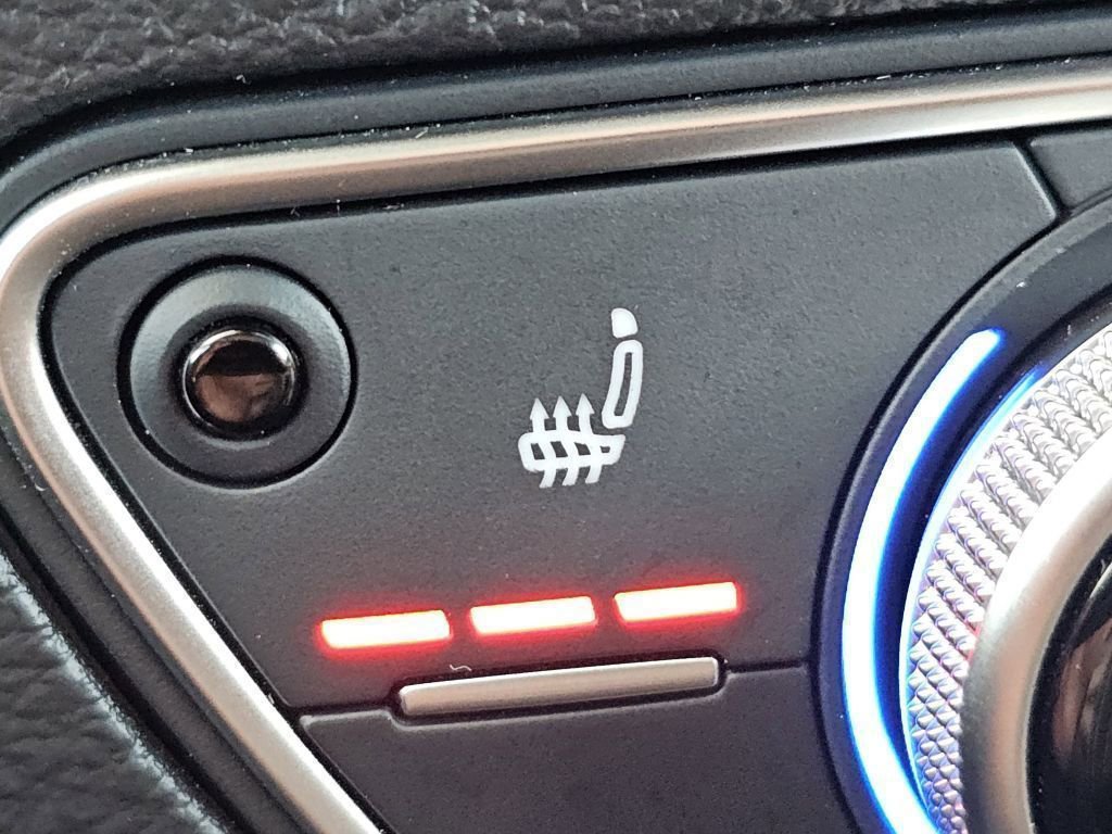 Used 2022 Audi Q5 2.0T Premium image 13