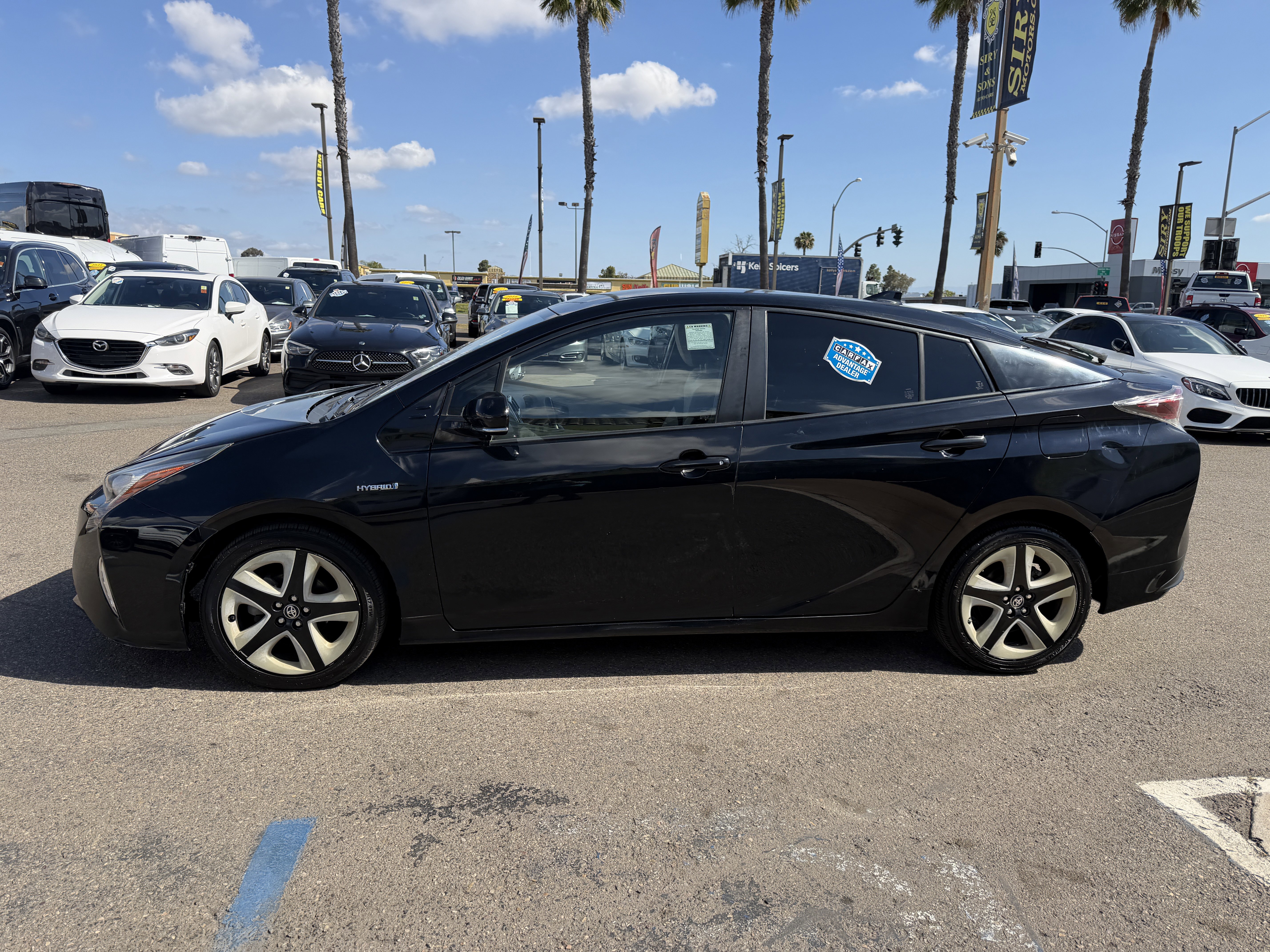 Used 2016 Toyota Prius Four Touring FWD image 6