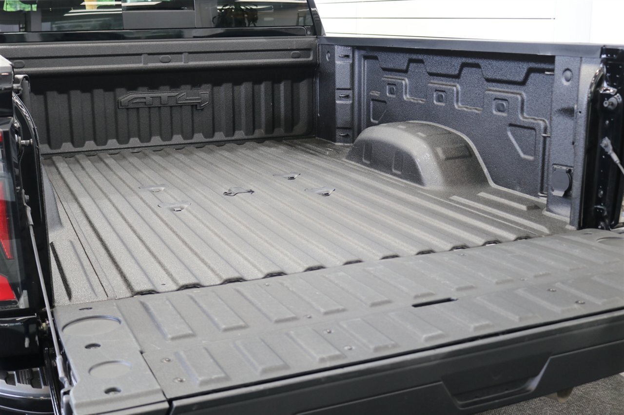 Used 2024 GMC Sierra 3500 AT4 w/ AT4 Premium Plus Package AWD/4WD image 30