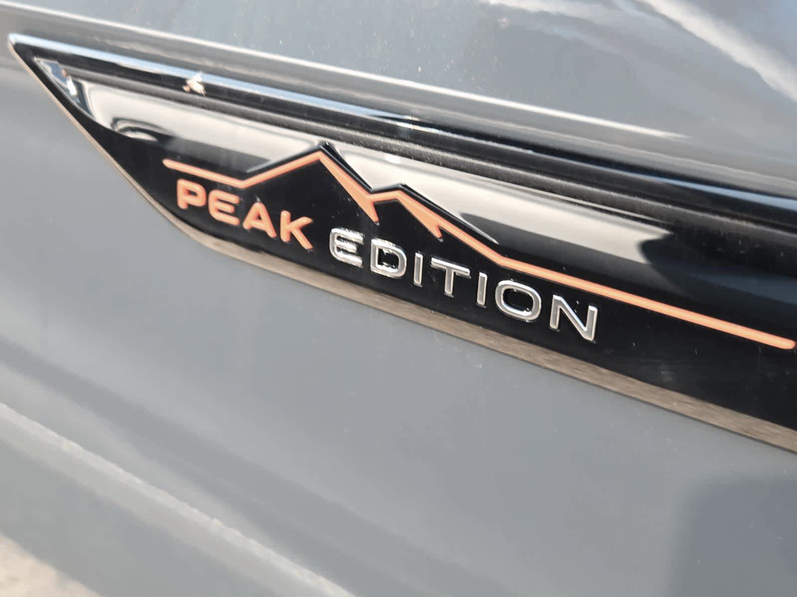 New 2026 Volkswagen Atlas Peak Edition AWD/4WD image 7
