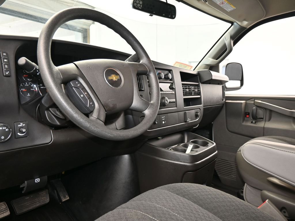 Used 2024 Chevrolet Express 2500 w/ Driver Convenience Package image 12