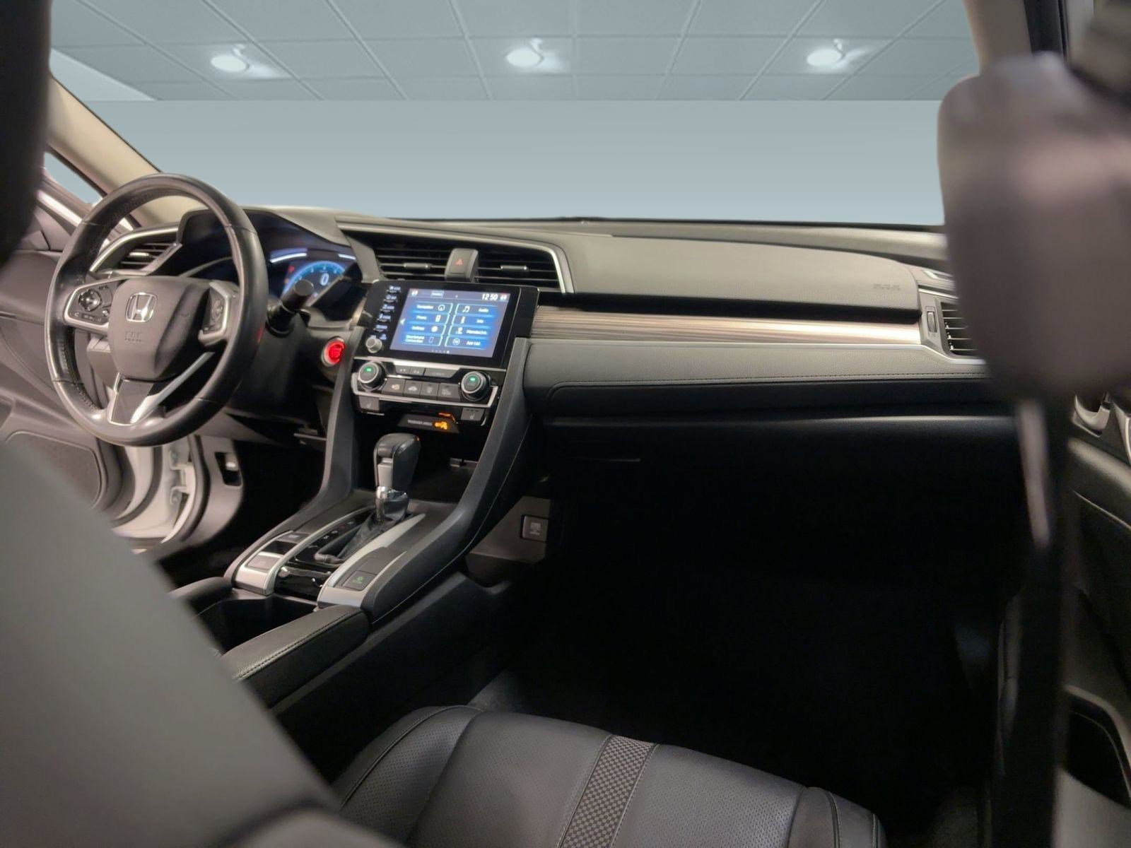 Used 2021 Honda Civic Touring image 29