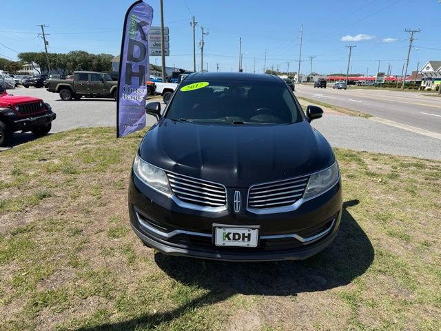 Used 2017 Lincoln MKX Reserve AWD/4WD image 2