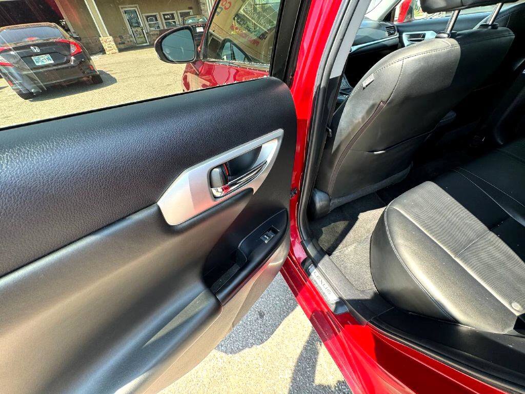 Used 2012 Lexus CT 200h image 13