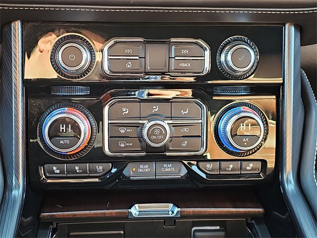 Used 2024 GMC Yukon Denali Ultimate image 25