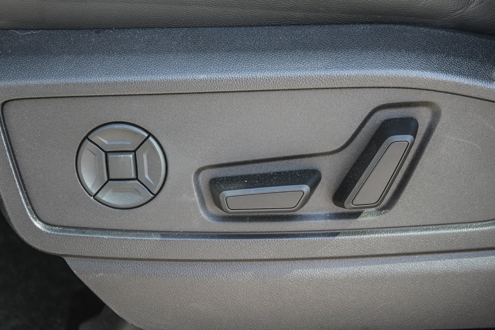 Used 2025 Audi Q5 Premium Plus image 22