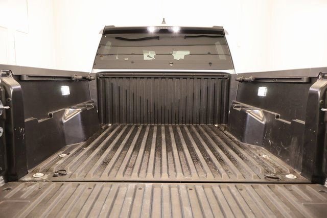 Certified 2025 Toyota Tacoma SR5 image 25