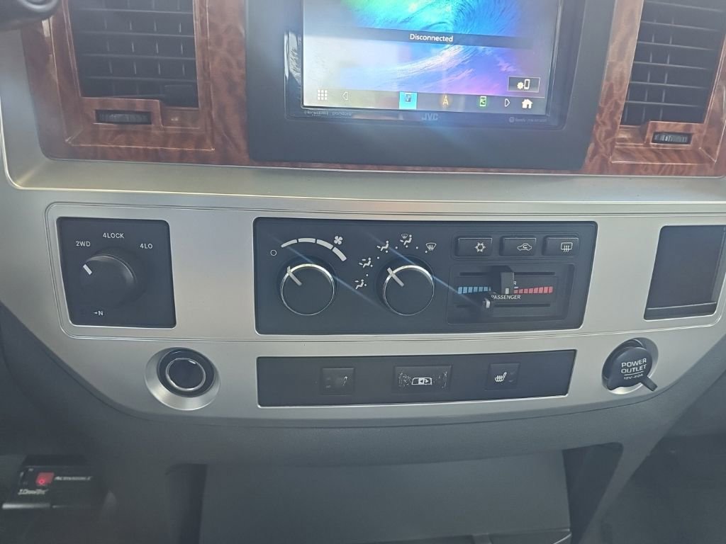 Used 2007 Dodge Ram 3500 Truck Laramie AWD/4WD image 25