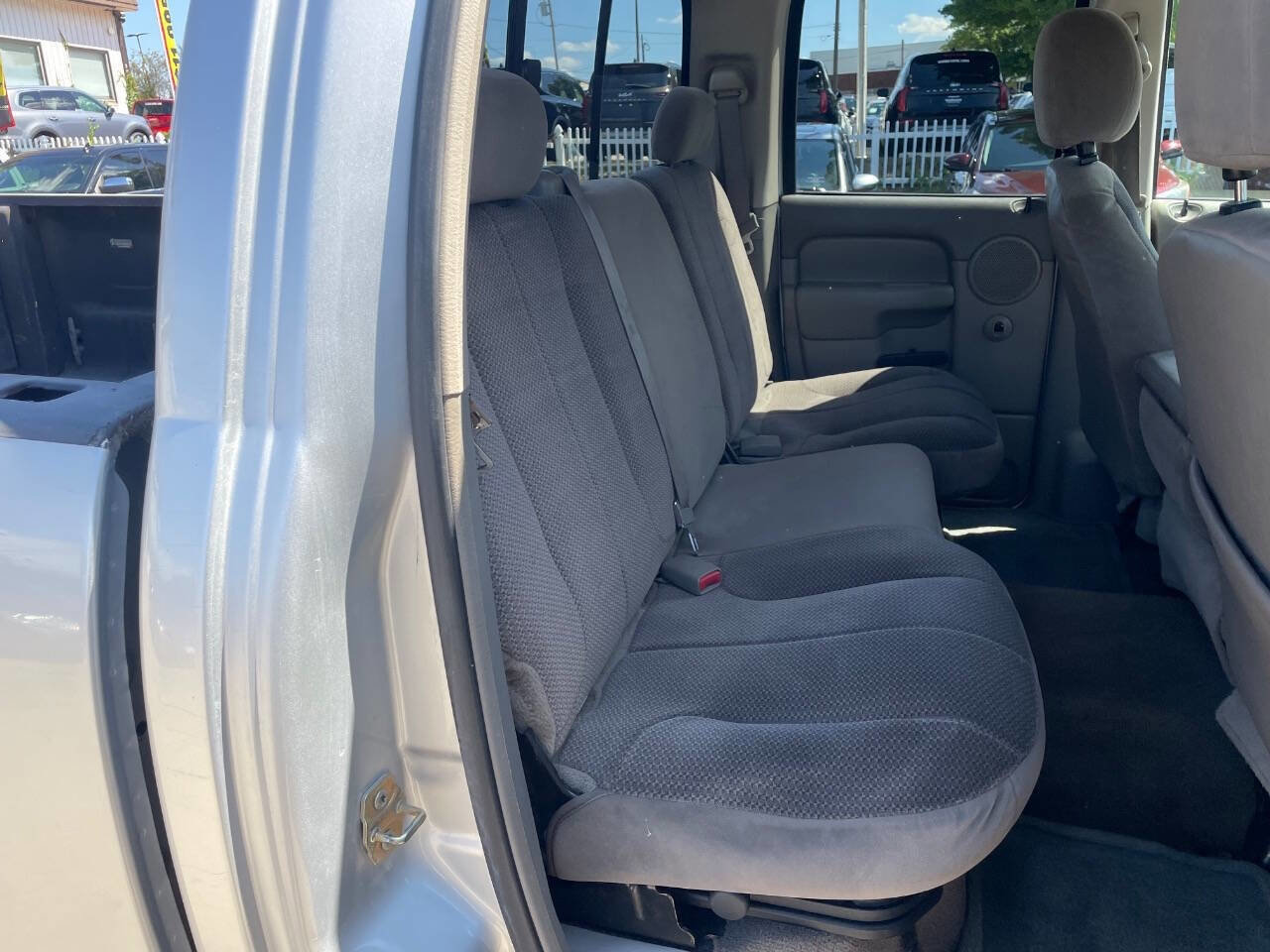 Used 2005 Dodge Ram 2500 Truck SLT w/ Trailer Tow Group image 8