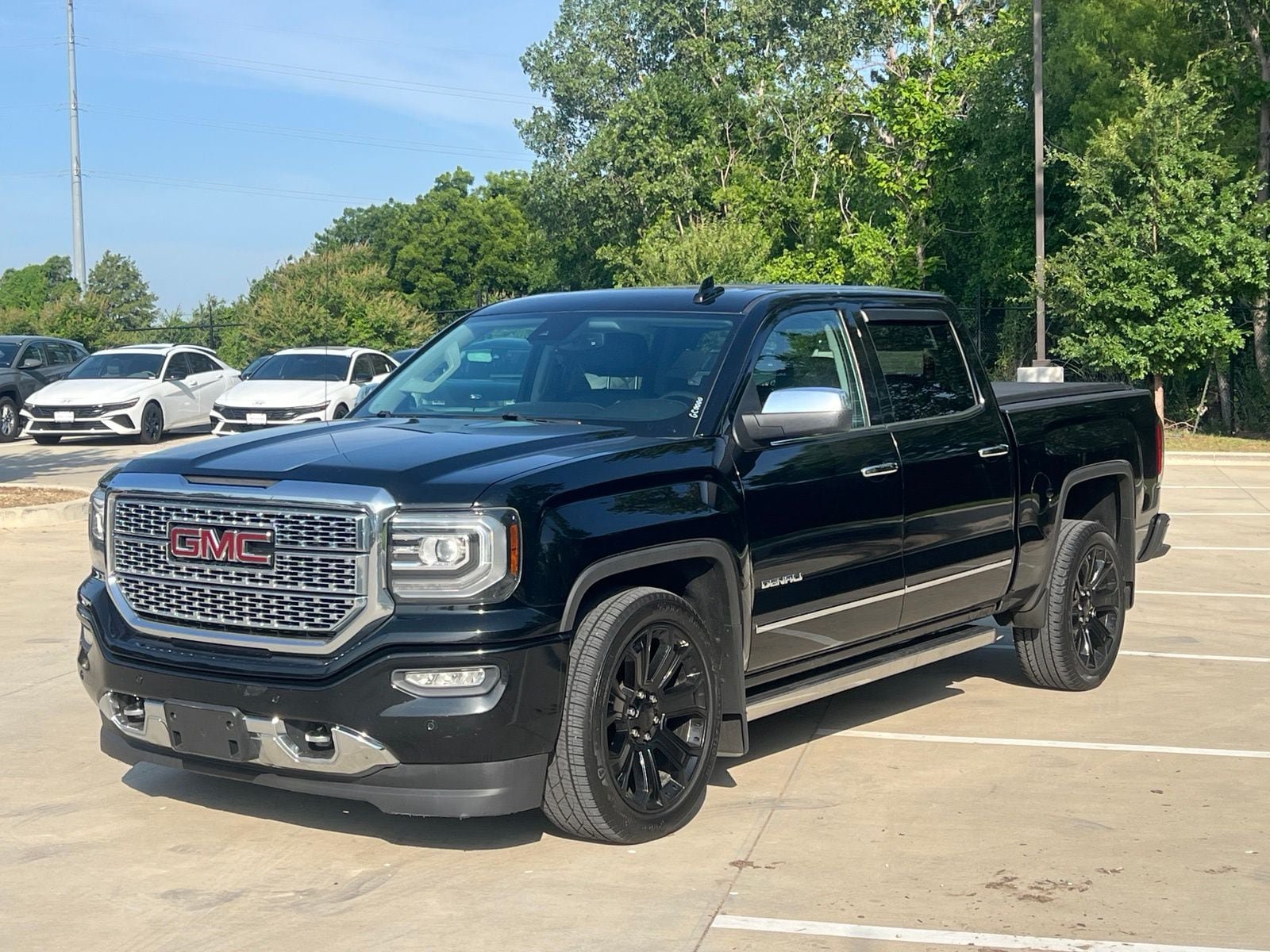 Used 2017 GMC Sierra 1500 Denali w/ Denali Ultimate Package AWD/4WD image 5
