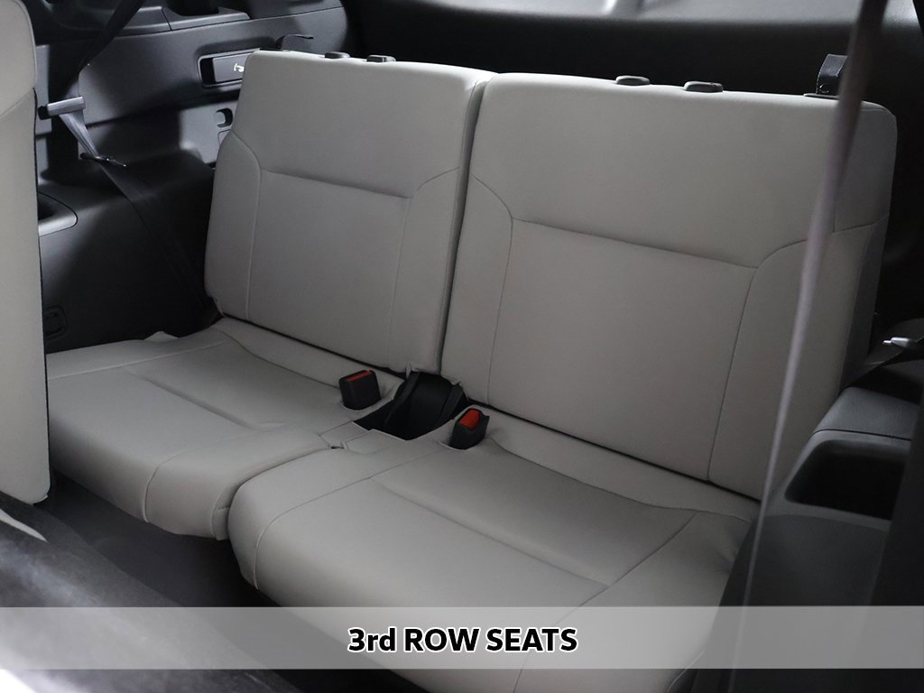 New 2025 Mitsubishi Outlander SEL image 12