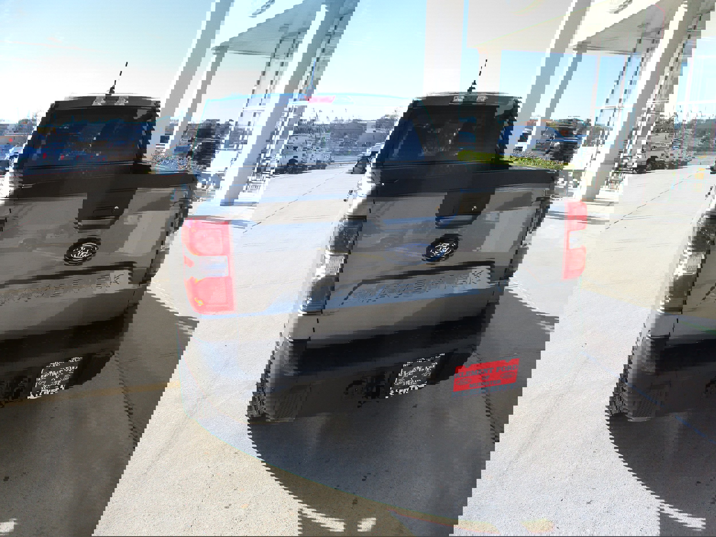 New 2026 Ford Maverick XLT w/ XLT Luxury Package AWD/4WD image 3