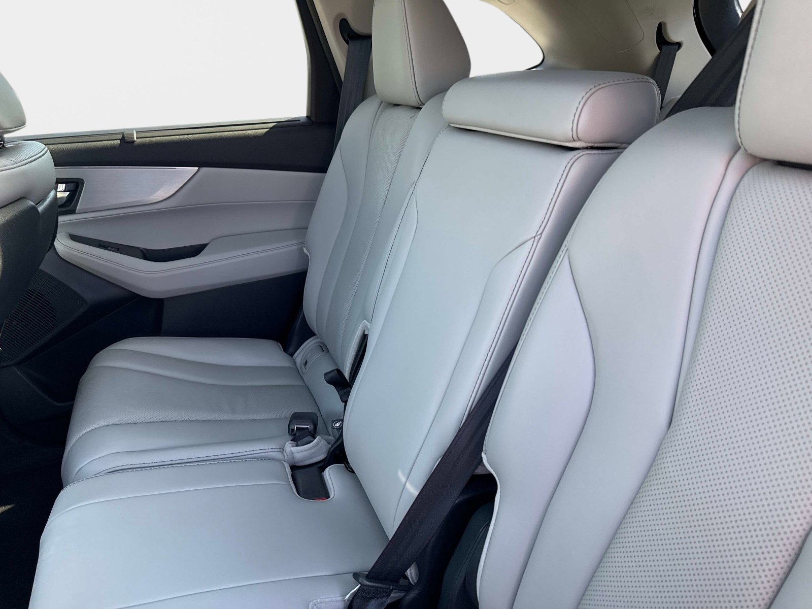 Used 2023 Acura MDX FWD w/ Technology Package image 13