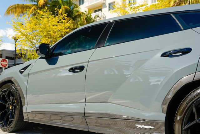 Used 2023 Lamborghini Urus Performante image 20
