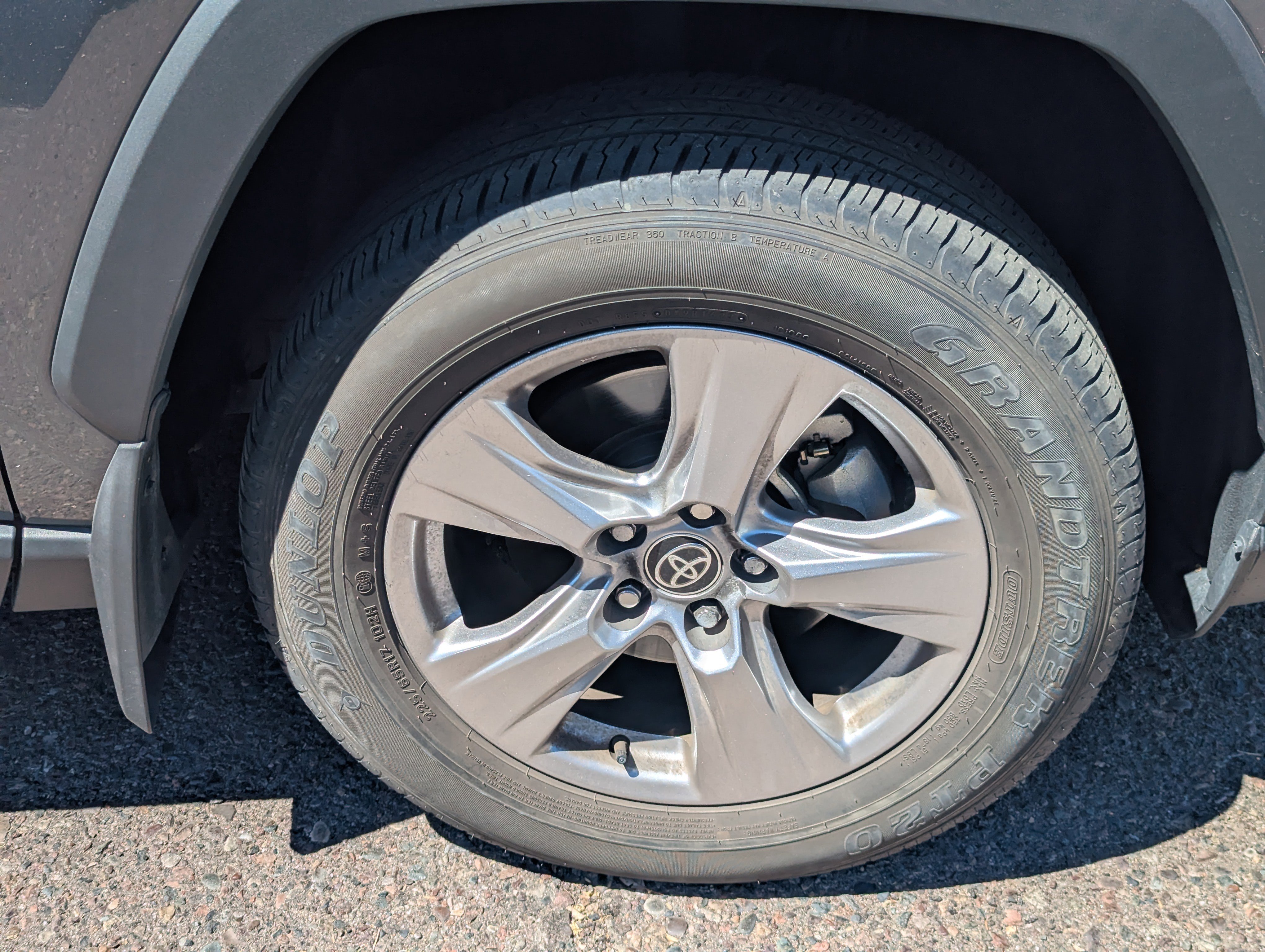 Used 2023 Toyota RAV4 XLE image 7