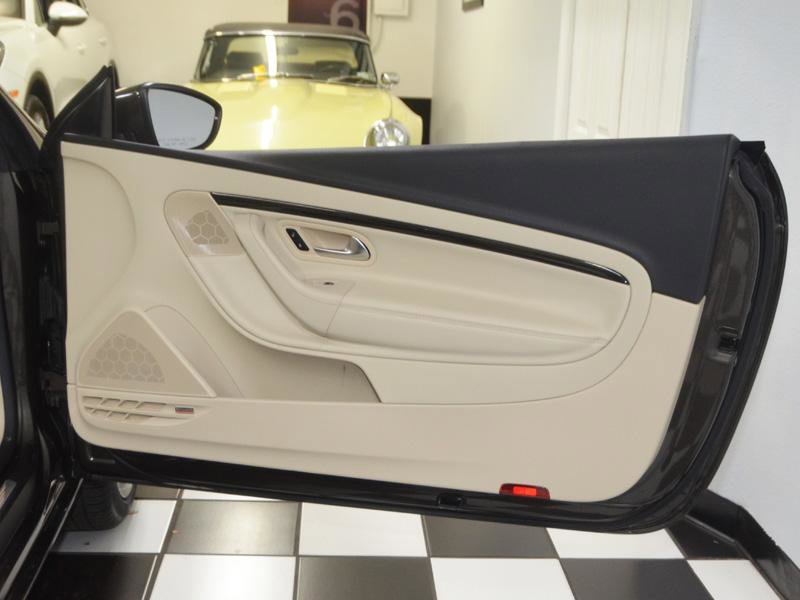 Used 2014 Volkswagen Eos Executive image 16