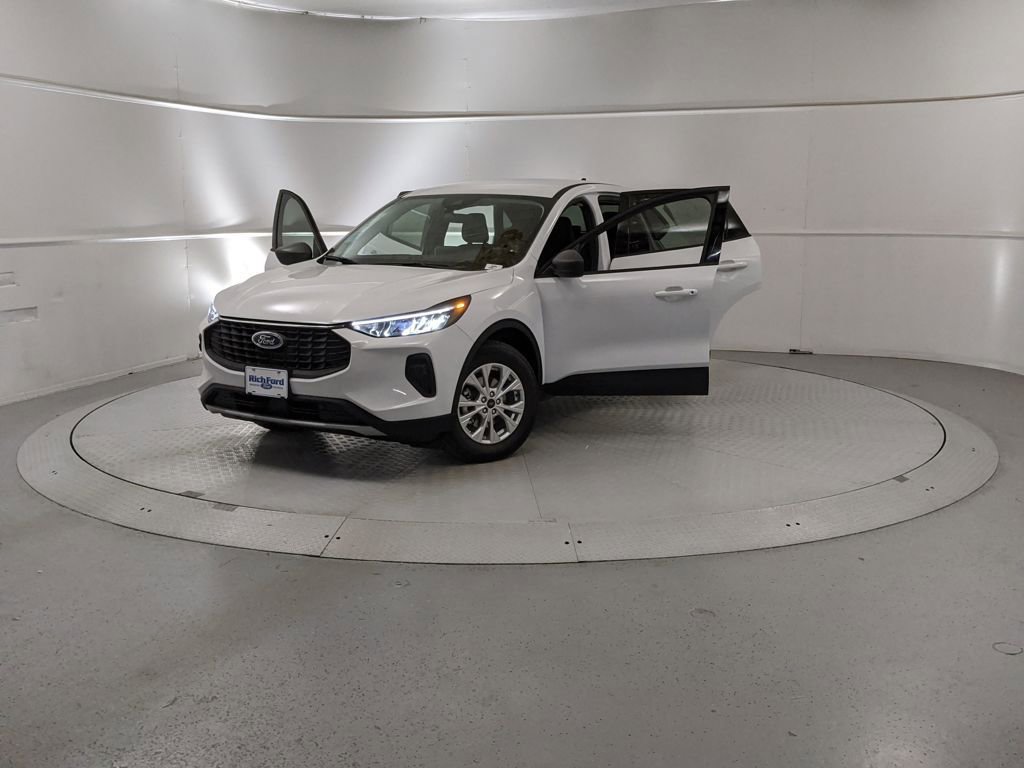 New 2026 Ford Escape Active image 12