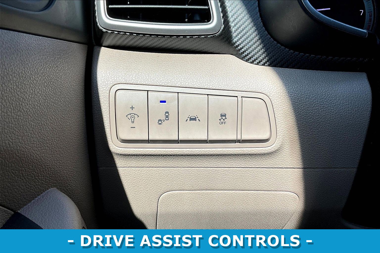 Used 2021 Hyundai Tucson Value w/ Cargo Package image 35