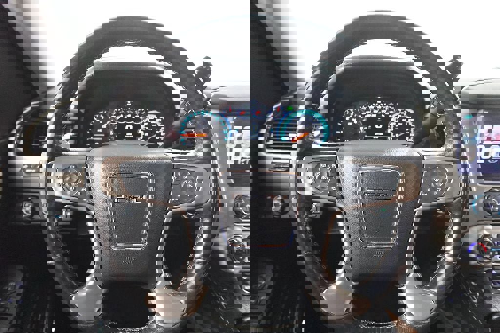 Used 2019 GMC Yukon Denali w/ Denali Ultimate Package image 15