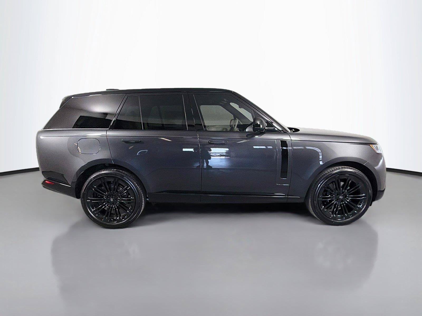 New 2027 Land Rover Range Rover SE AWD/4WD image 4