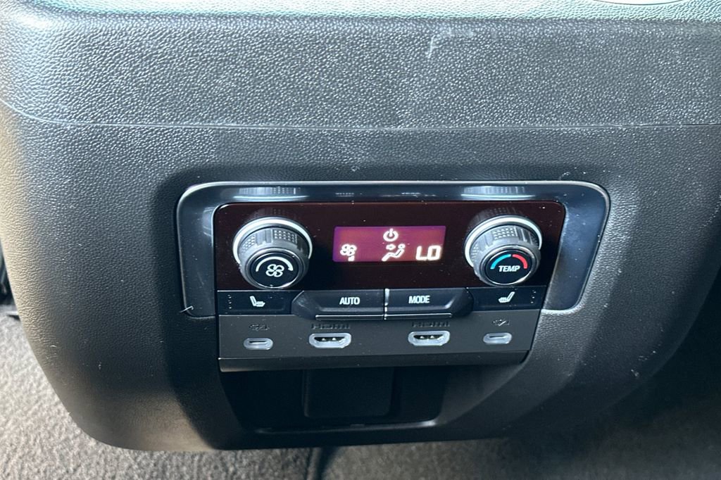 Used 2023 Chevrolet Tahoe High Country image 14