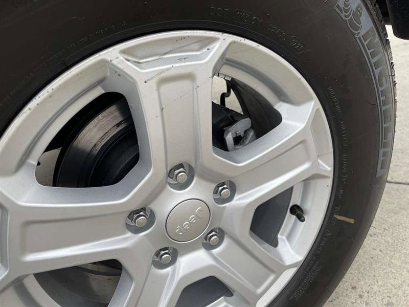 Used 2013 Jeep Wrangler Sport w/ Connectivity Group image 33