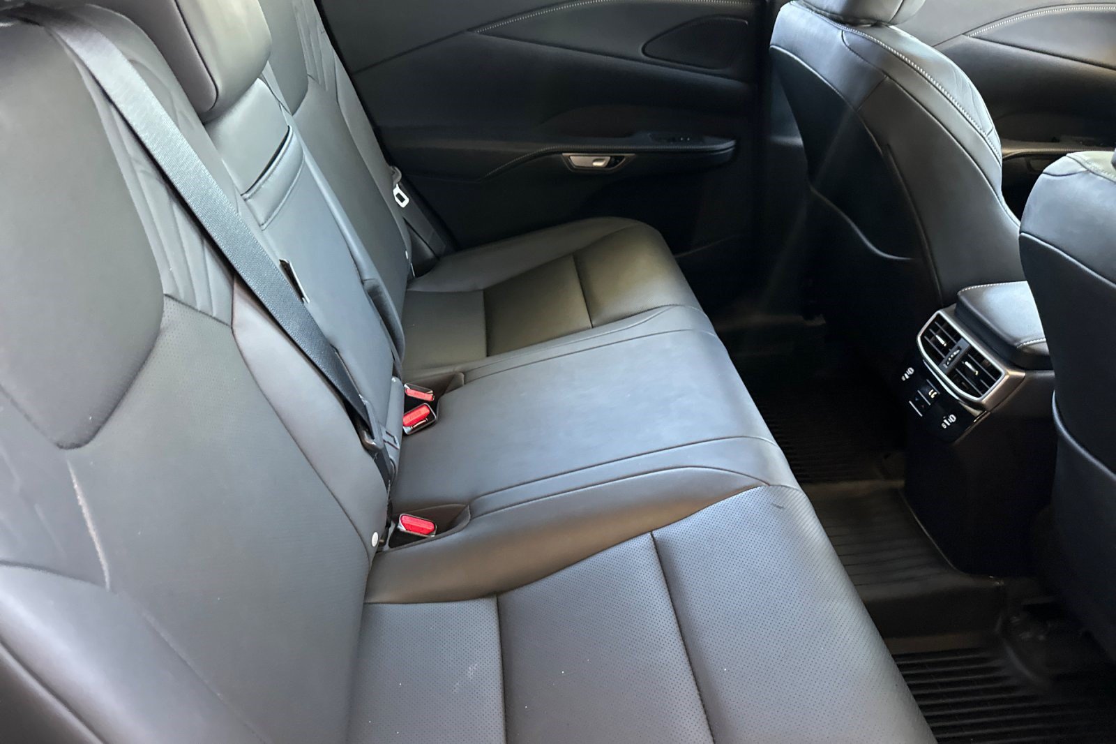 Certified 2025 Lexus RX 350h AWD/4WD image 33