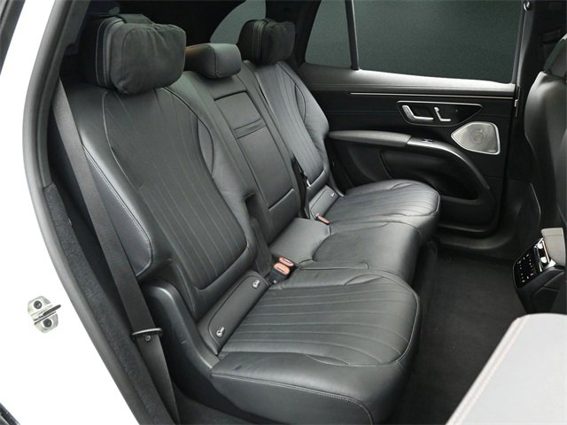 Used 2023 Mercedes-Benz EQS 580 4MATIC SUV image 19