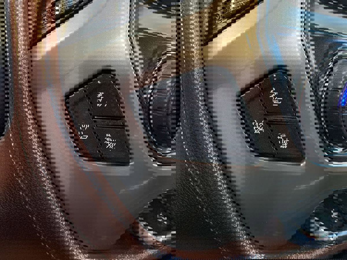 Used 2015 Chevrolet Silverado 3500 High Country image 22