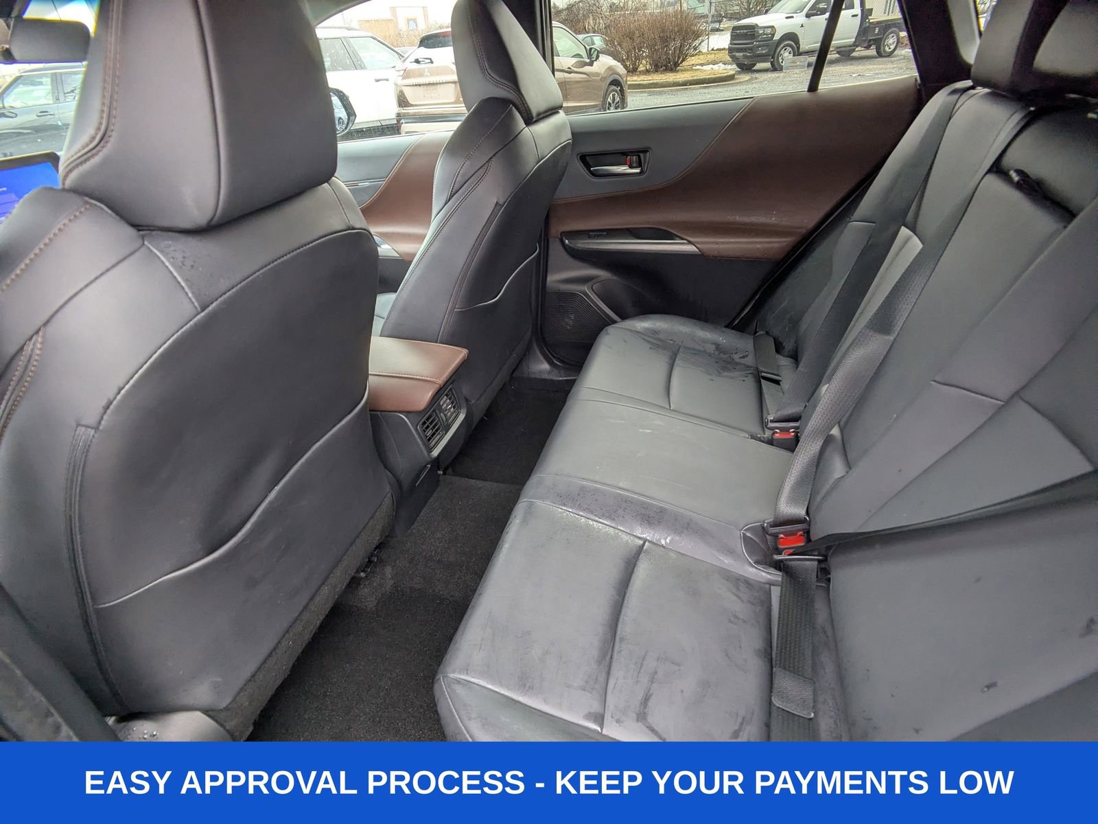 Used 2023 Toyota Venza XLE AWD/4WD image 15