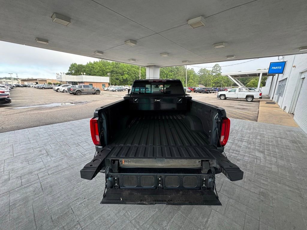 Used 2020 GMC Sierra 2500 AT4 w/ AT4 Premium Package AWD/4WD image 9
