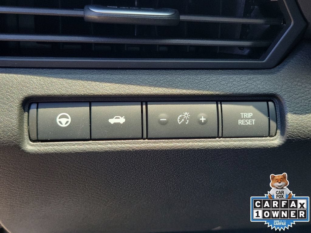 Used 2024 Nissan Altima 2.5 SL FWD image 19