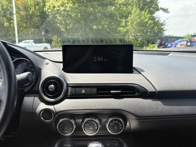Used 2025 MAZDA MX-5 Miata RF Grand Touring RWD image 17