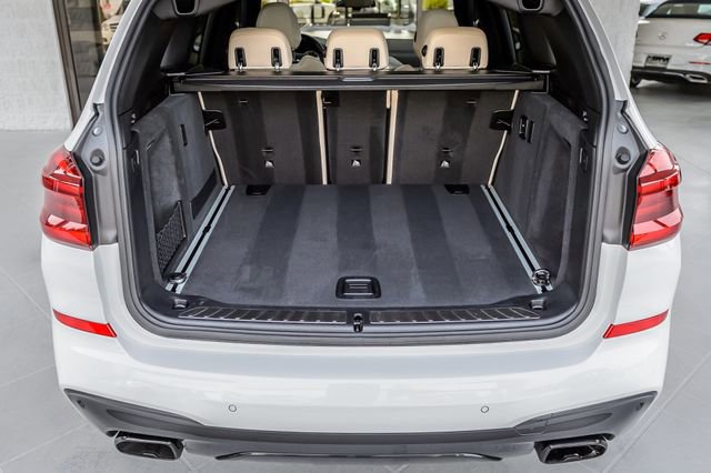 Used 2018 BMW X3 M40i w/ Parking Assistance Package AWD/4WD image 11